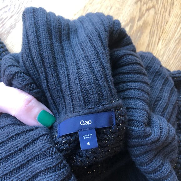 GAP Black Shimmer Cowl Neck Sweater Size Small - Picture 4 of 9